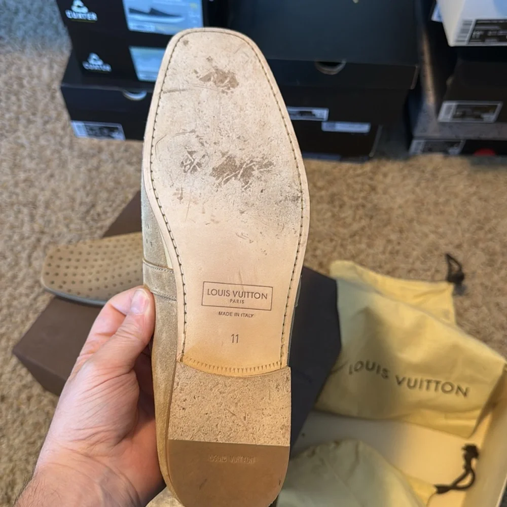 Louis Vuitton classic louis